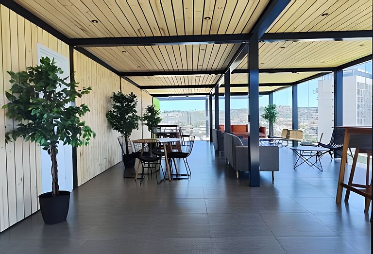 Terraza con vista mar y montaña