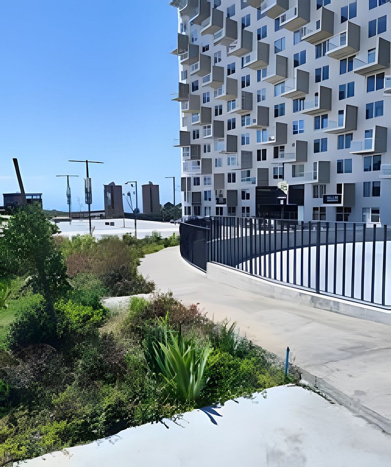 402, Estudio moderno con azotea y vista al mar