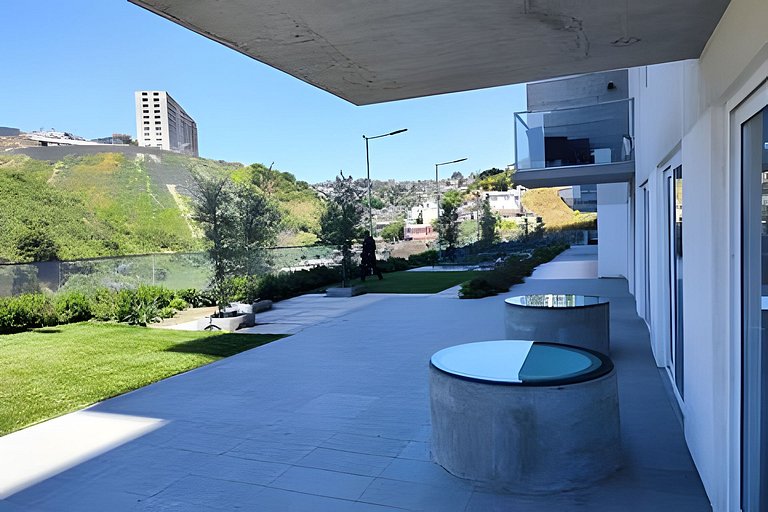 402, Estudio moderno con azotea y vista al mar