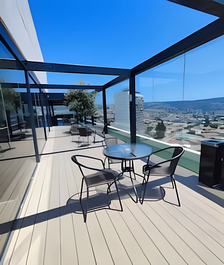 123,Estudio XL con Terraza y Vista