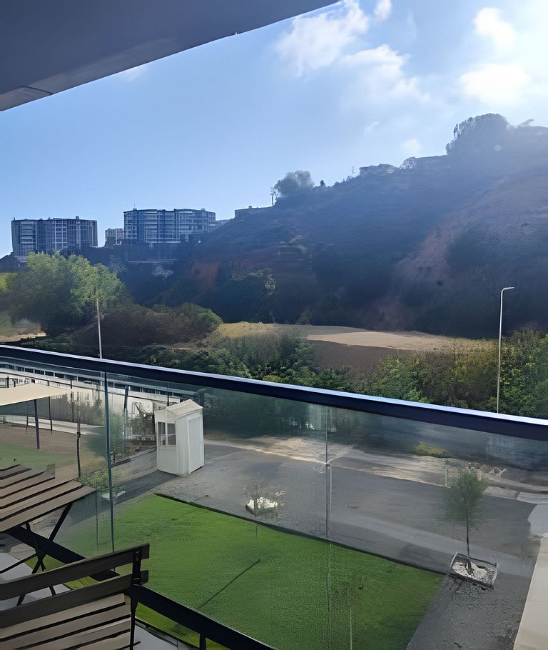 123,Estudio XL con Terraza y Vista